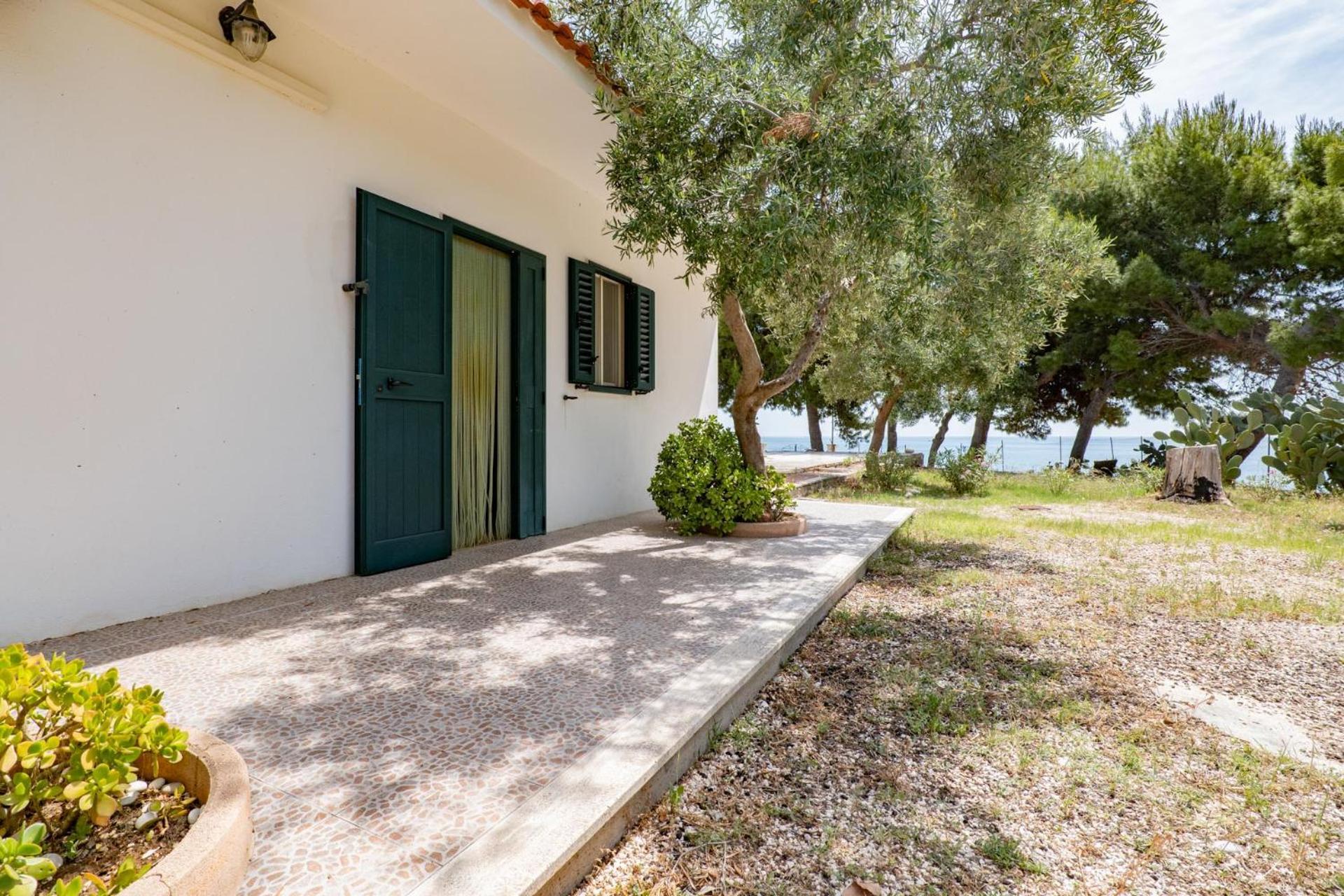 Residence Lido Dei Pini Mattinata Exteriör bild